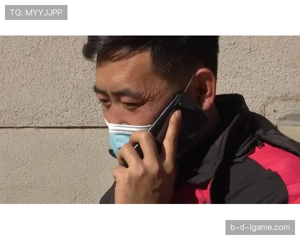 张帅训练完回家还能拆快递？这生活节奏感…真不是咱们能跟上的